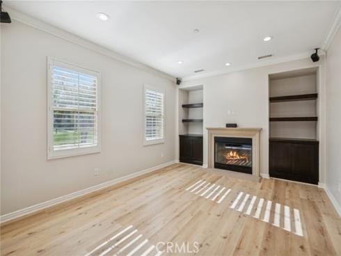 22 Ridge Valley , Irvine, CA