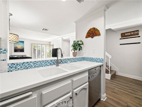 5151 Walnut Unit#27 , Irvine, CA