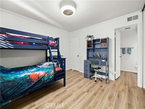 5151 Walnut Unit#27 , Irvine, CA