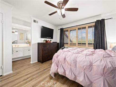 5151 Walnut Unit#27 , Irvine, CA