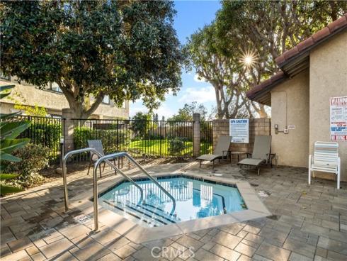 5151 Walnut Unit#27 , Irvine, CA