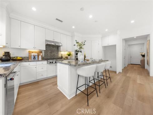 112  Velvet Leaf  , Irvine, CA