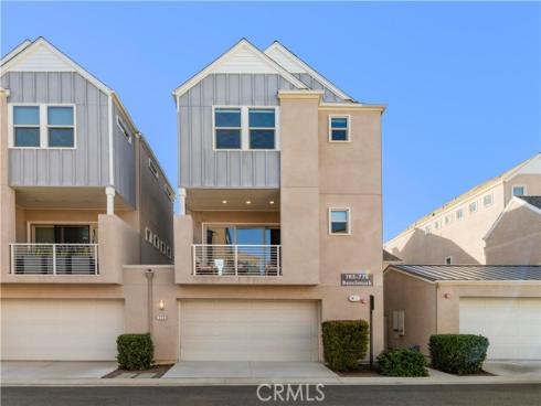 779 Benchmark , Irvine, CA