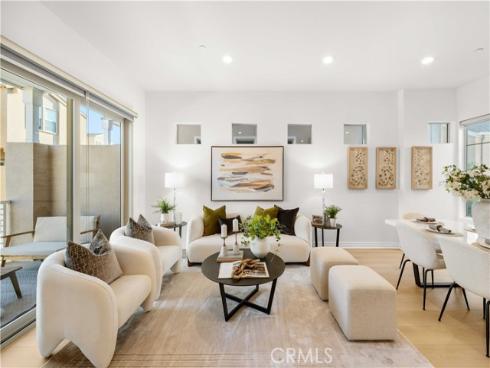 779 Benchmark , Irvine, CA