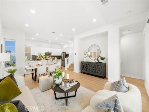 779 Benchmark , Irvine, CA