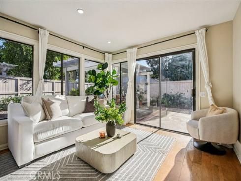 14 Whistling , Irvine, CA