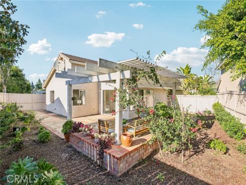 14 Whistling , Irvine, CA