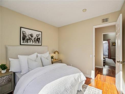 14 Whistling , Irvine, CA