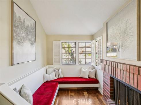 14 Whistling , Irvine, CA