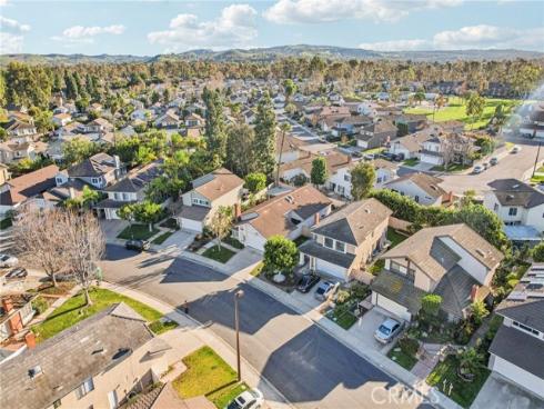 14 Whistling , Irvine, CA