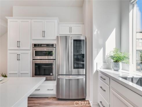 174 Sawbuck , Irvine, CA