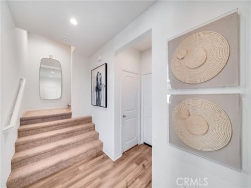 174 Sawbuck , Irvine, CA