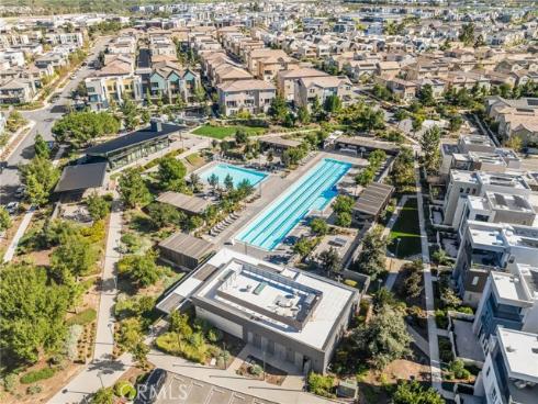 174 Sawbuck , Irvine, CA