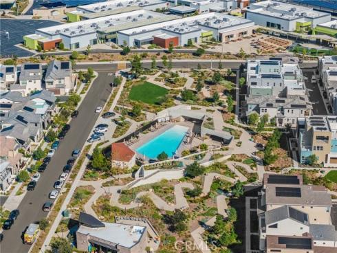 174 Sawbuck , Irvine, CA