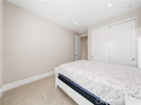 103 Sky Hts , Irvine, CA