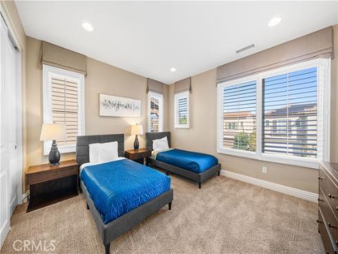 52 Cummings , Irvine, CA