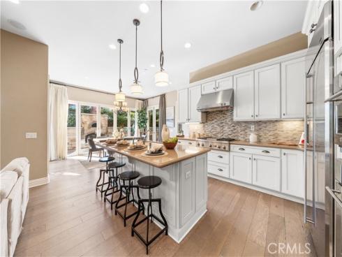 52 Cummings , Irvine, CA