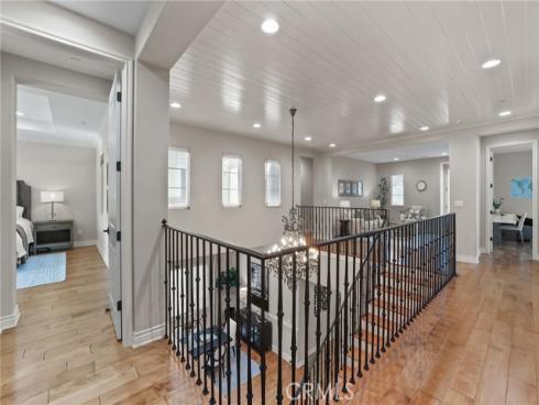 10 Shadybend , Irvine, CA