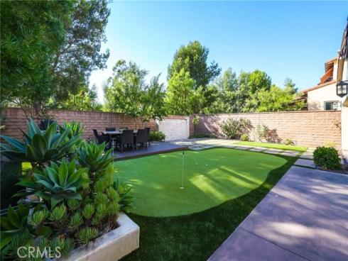 10 Shadybend , Irvine, CA
