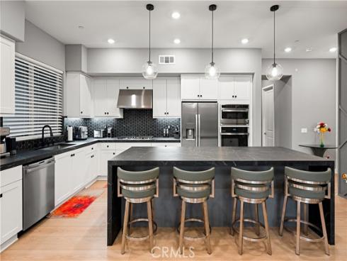 195 Sash , Irvine, CA