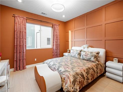 195 Sash , Irvine, CA