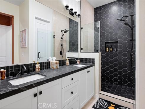 195 Sash , Irvine, CA