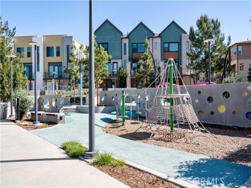 195 Sash , Irvine, CA