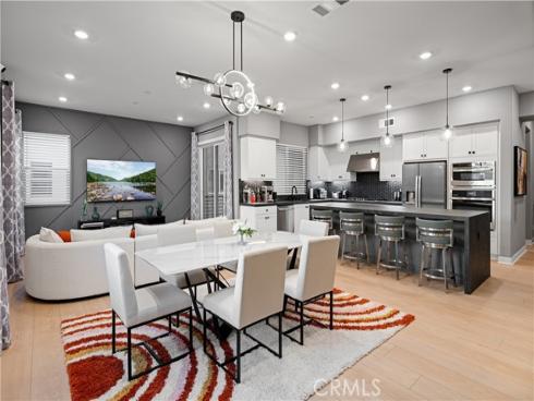 195 Sash , Irvine, CA