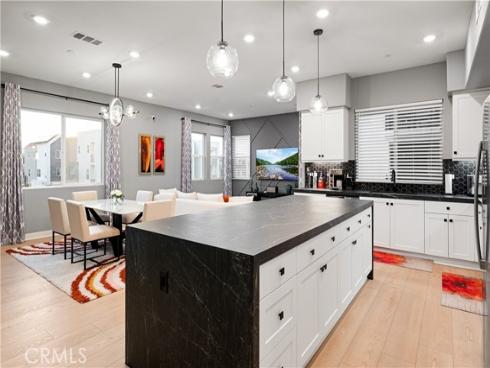 195 Sash , Irvine, CA