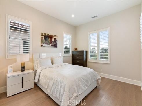 244 Coal Mine , Irvine, CA