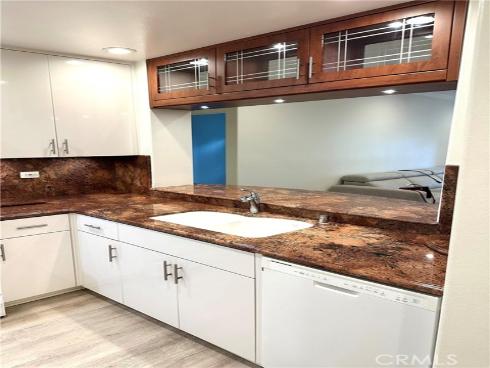 2243 Martin 117 , Irvine, CA