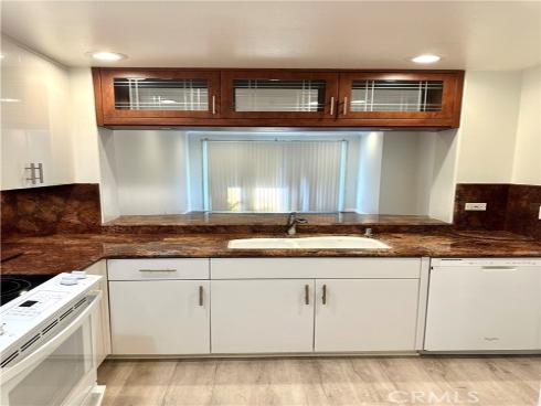 2243 Martin 117 , Irvine, CA