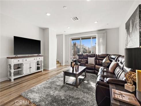 202 Keeper , Irvine, CA