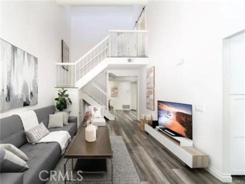 52 Weepingwood , Irvine, CA