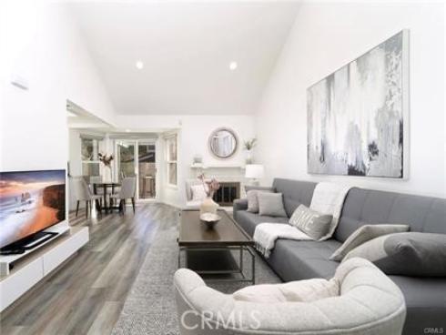 52 Weepingwood , Irvine, CA