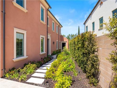 163 Summerland , Irvine, CA