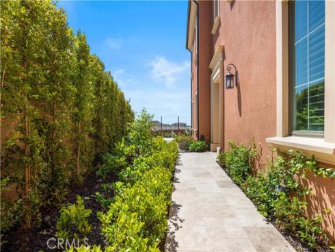 163 Summerland , Irvine, CA
