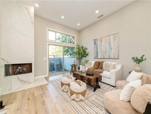 7 sunup , Irvine, CA