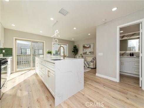 7 sunup , Irvine, CA