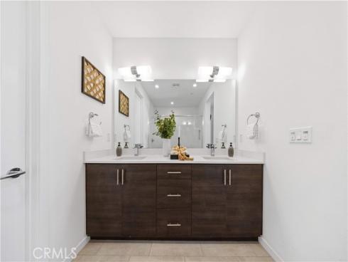 161 Schick , Irvine, CA