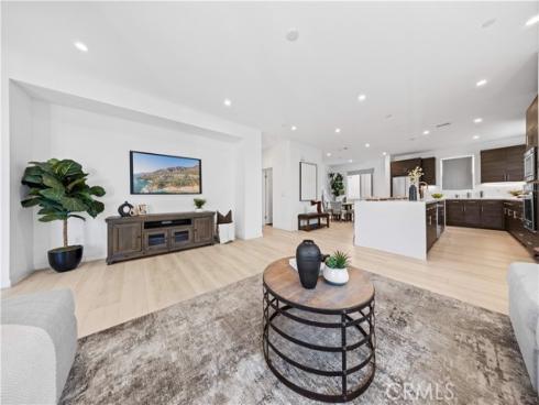 161 Schick , Irvine, CA