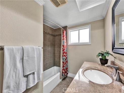 14611 Oak Avenue, Irvine, CA