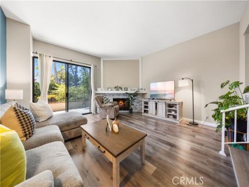 11  Palos  55 , Irvine, CA