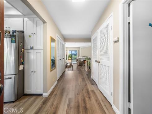 11 Palos 55 , Irvine, CA