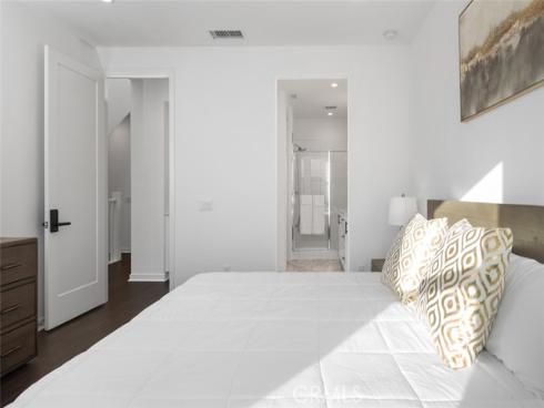 158 Placemark , Irvine, CA