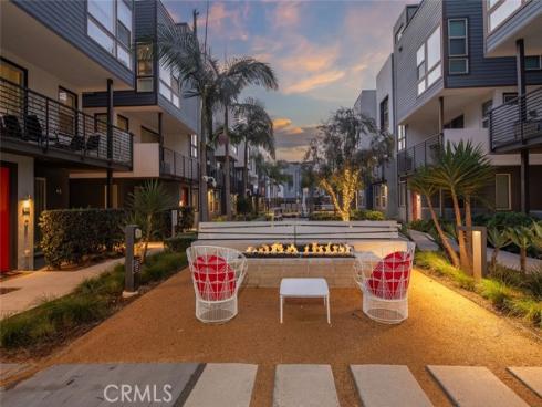 158 Placemark , Irvine, CA