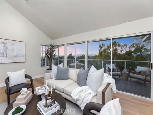 22 Delphinus , Irvine, CA