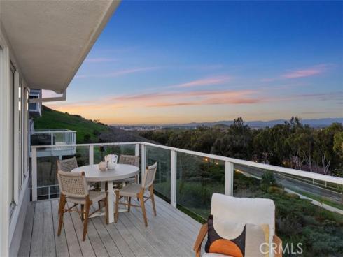 22 Delphinus , Irvine, CA