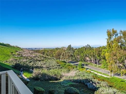 22 Delphinus , Irvine, CA
