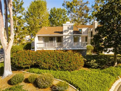 1 Falling Leaf , Irvine, CA